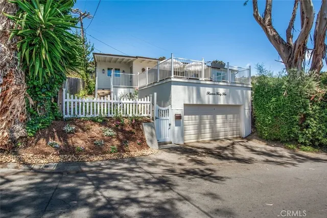 $2,499,000 | 1445 Bluebird Canyon Drive, Laguna Beach, CA 92651