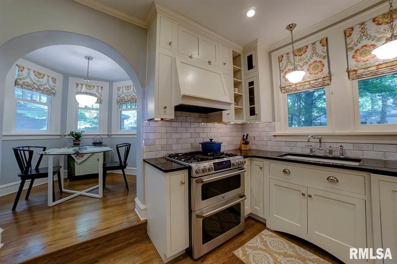 1033 Williams Boulevard Springfield, IL 62704 - Photo 13 of 36 Gallery Image 13