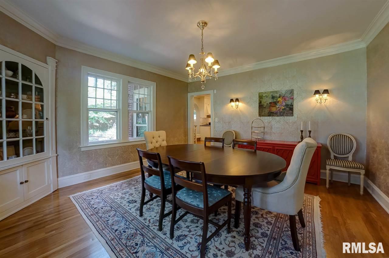 1033 Williams Boulevard Springfield, IL 62704 - Photo 10 of 36 Gallery Image 10