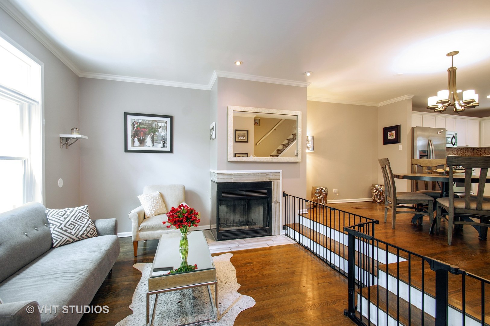 3335 North Racine Avenue, Unit C Chicago, IL 60657 - Photo 2 of 12