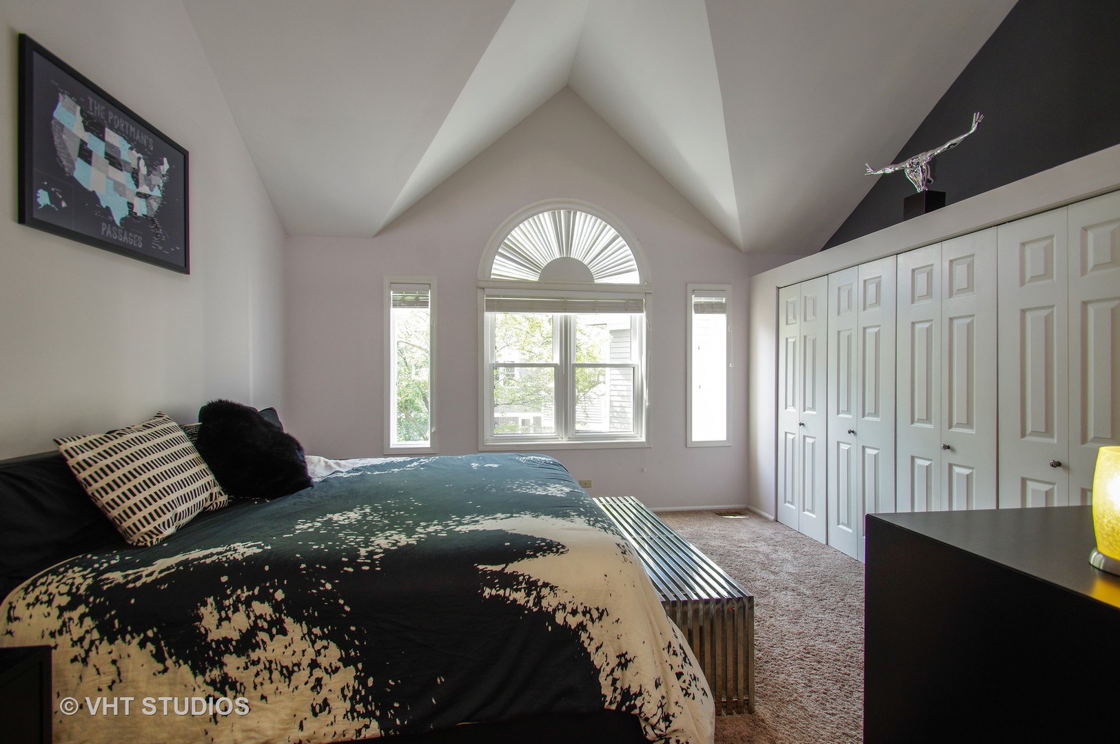 3335 North Racine Avenue, Unit C Chicago, IL 60657 - Photo 6 of 12