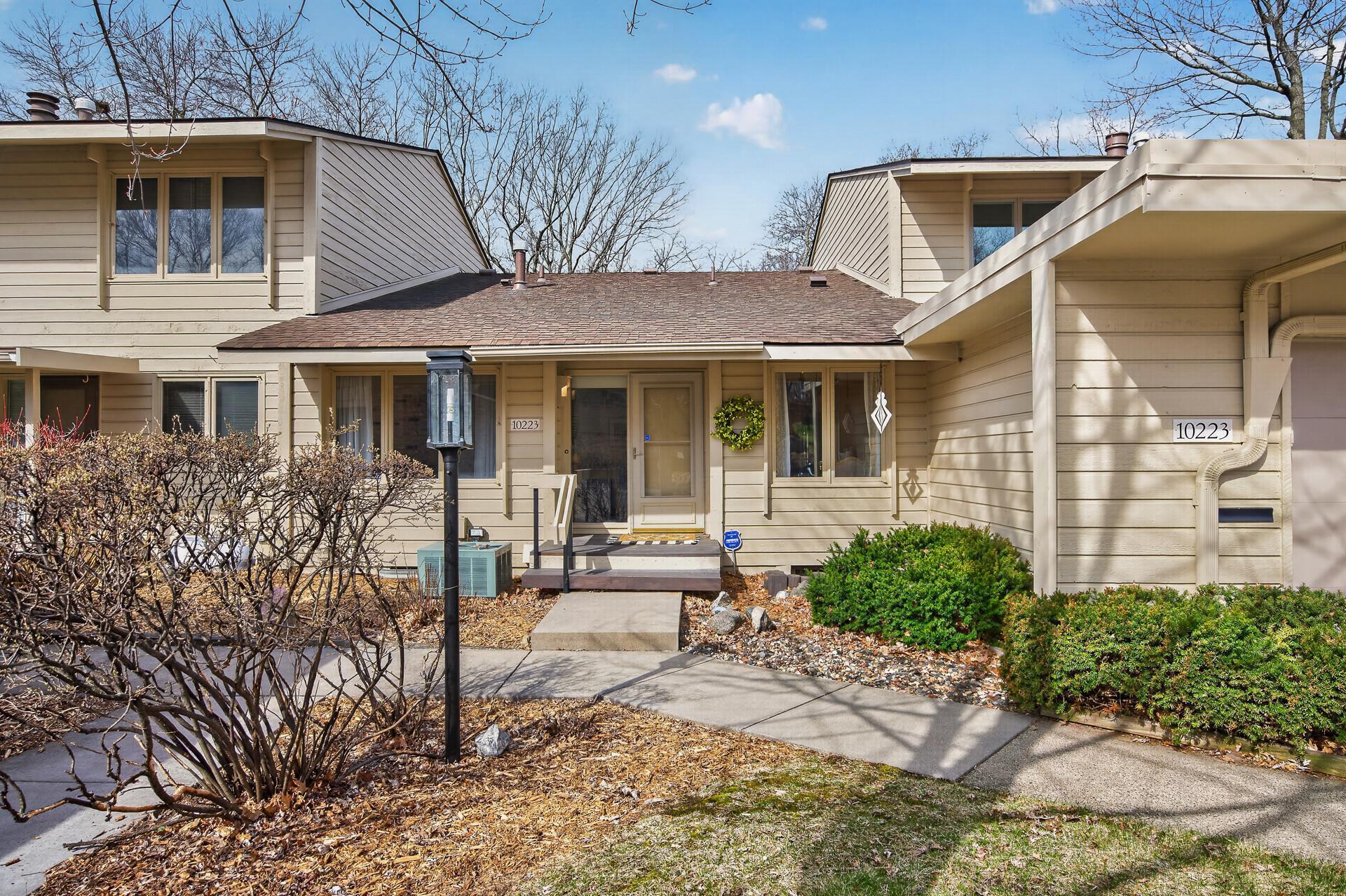 10223 Scarborough Road Bloomington, MN 55437 - Photo 1 of 1 Gallery Image 1