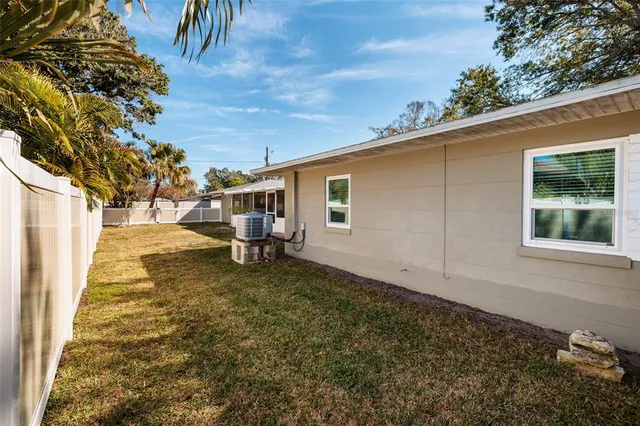 $459,000 | 7201 Grevilla Avenue South, South Pasadena, FL 33707