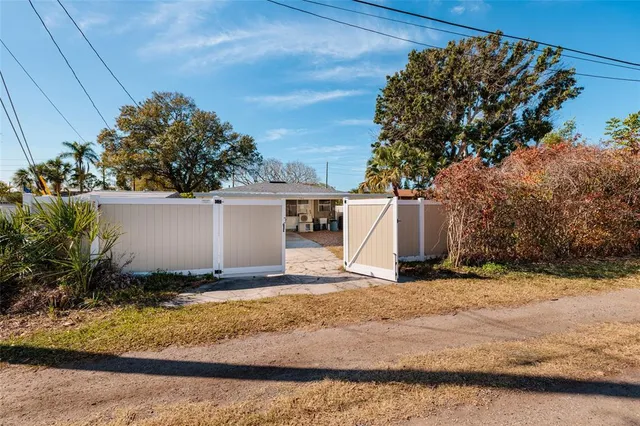 $459,000 | 7201 Grevilla Avenue South, South Pasadena, FL 33707