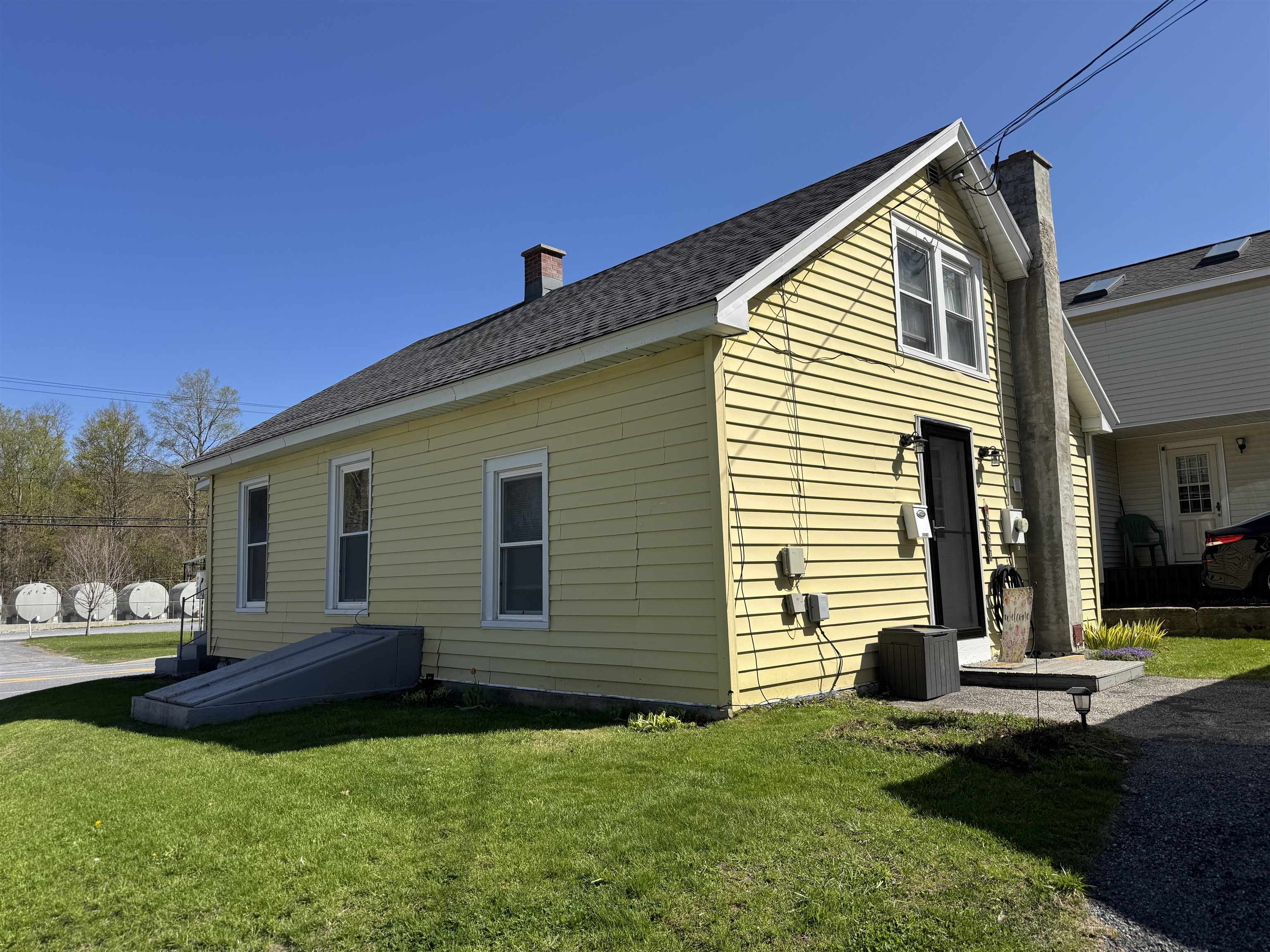 1083 Main Street Bennington, VT 05201 - Photo 22 of 27