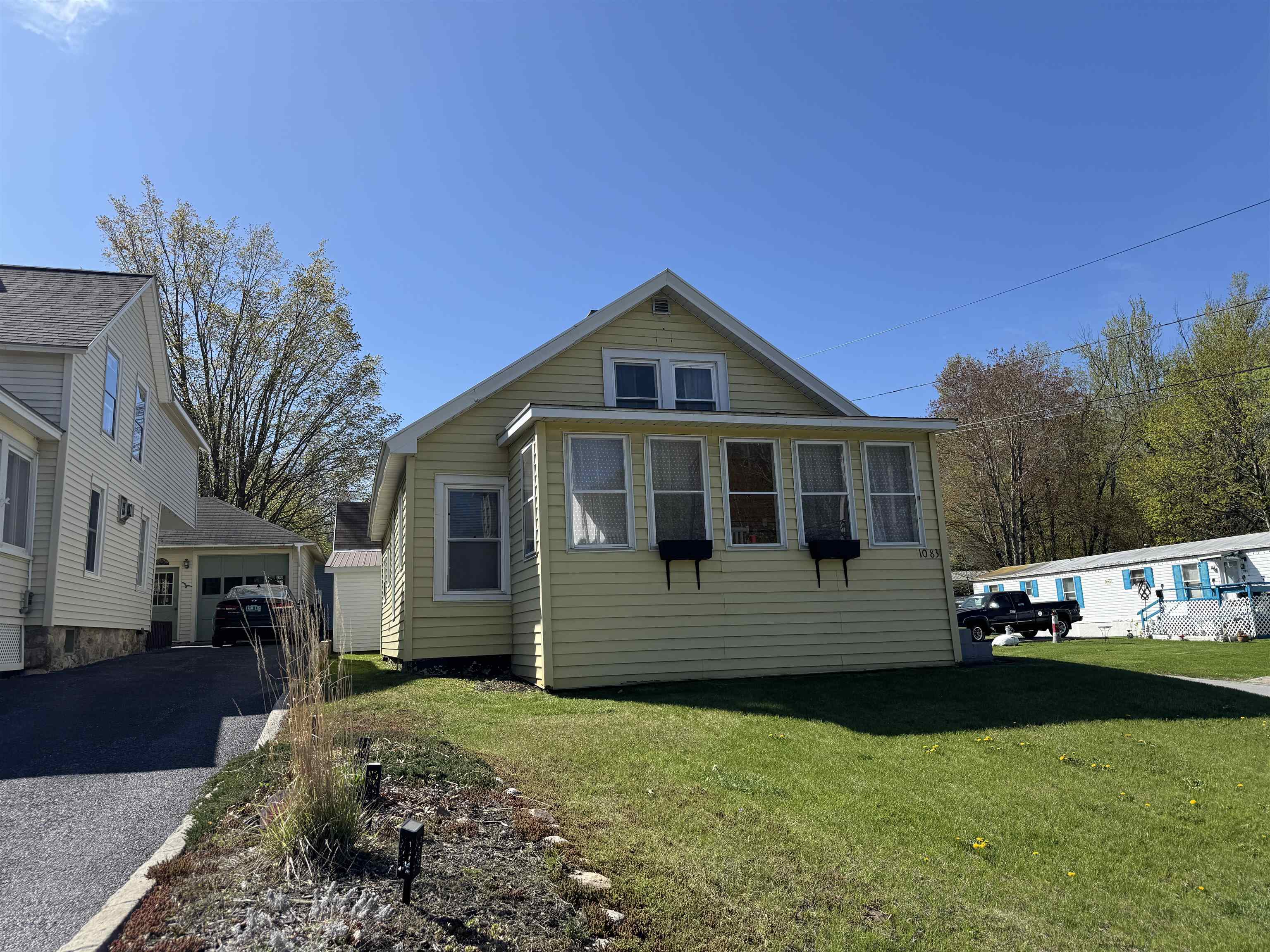 1083 Main Street Bennington, VT 05201 - Photo 23 of 27