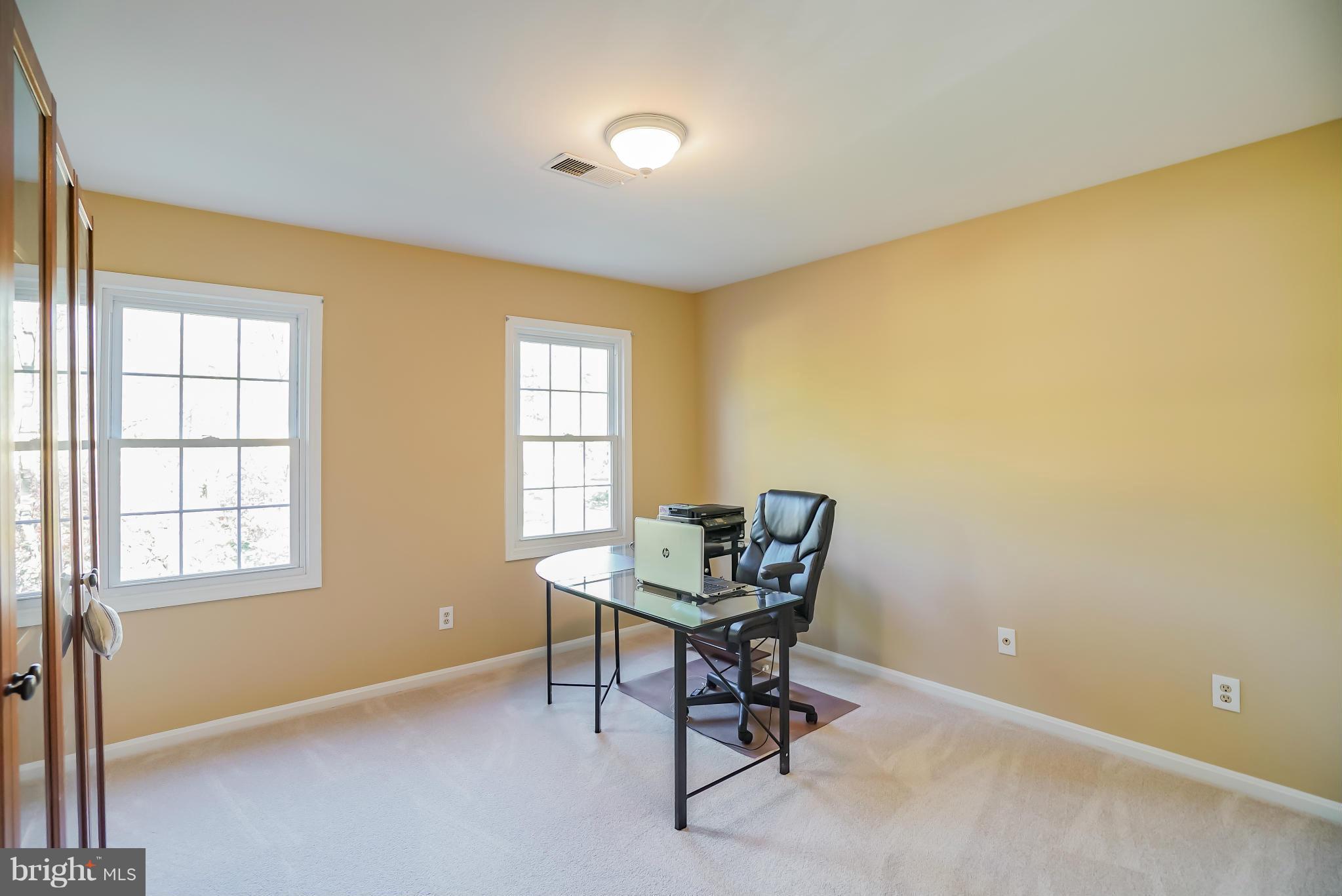 11811 Grey Birch Place Reston, VA 20191 - Photo 21 of 30 a workspace with furniture and a window