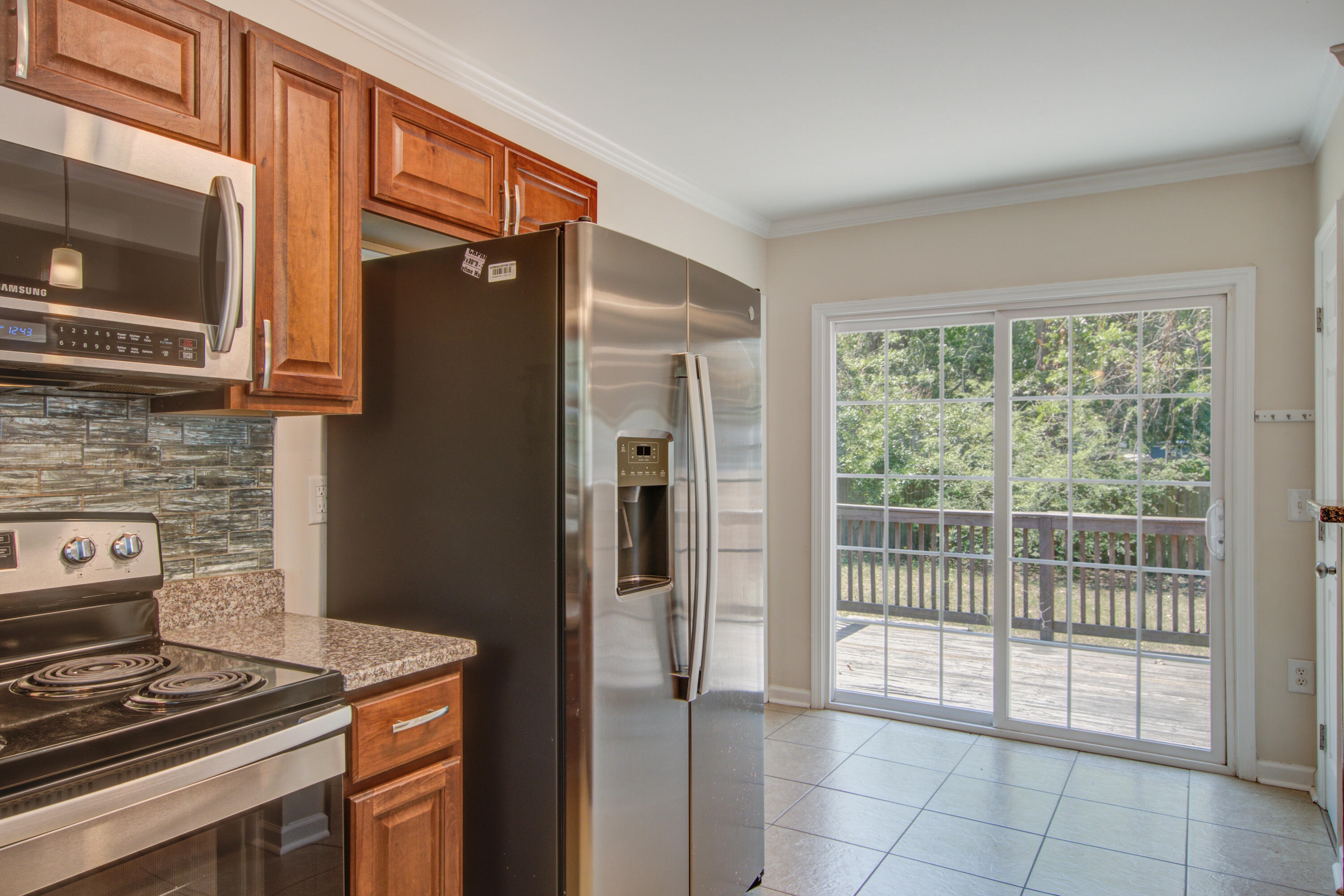 3627 Marginal Road Mount Pleasant, SC 29466 - Photo 15 of 38 3627 (13)