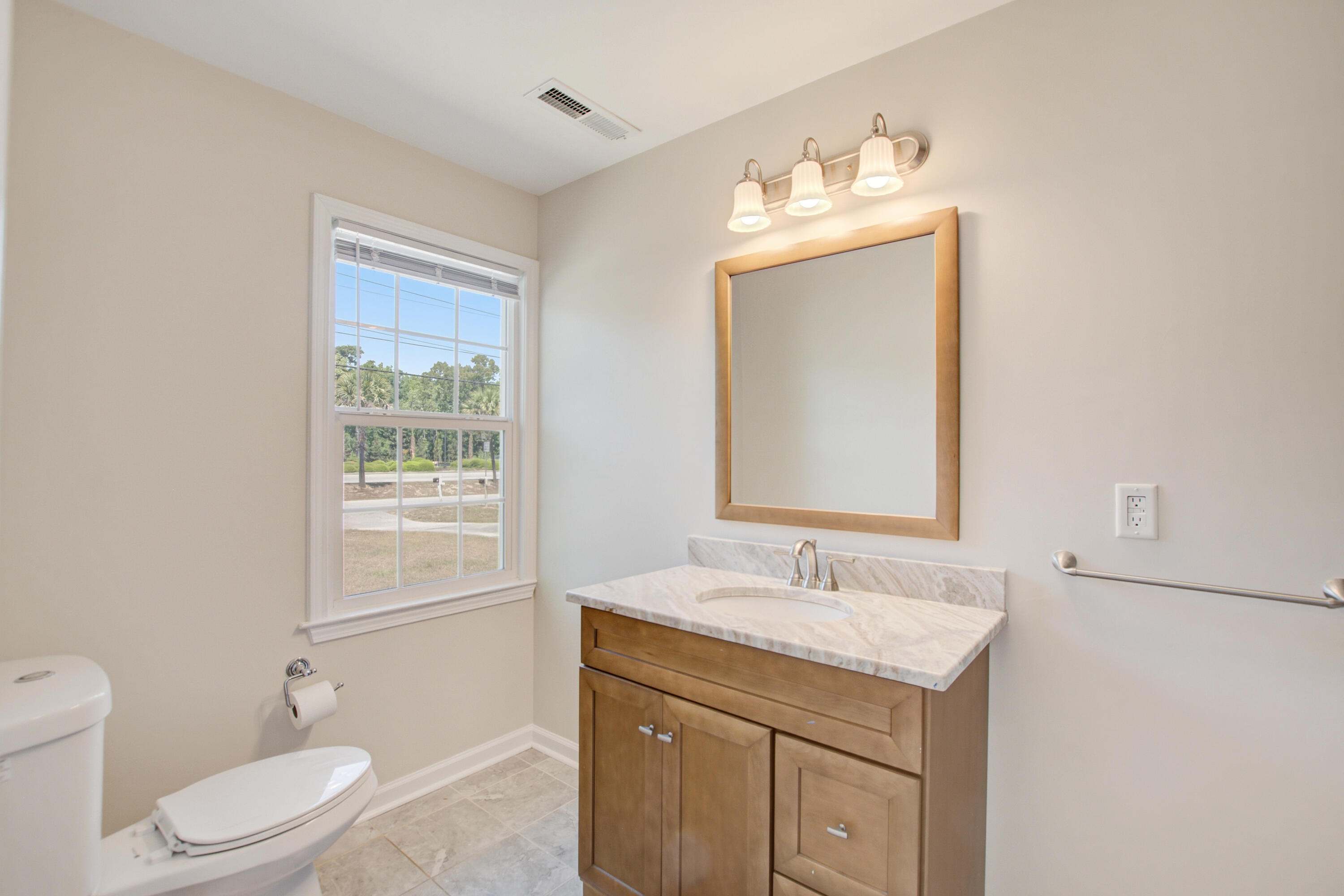 3627 Marginal Road Mount Pleasant, SC 29466 - Photo 31 of 38 3627 (29)