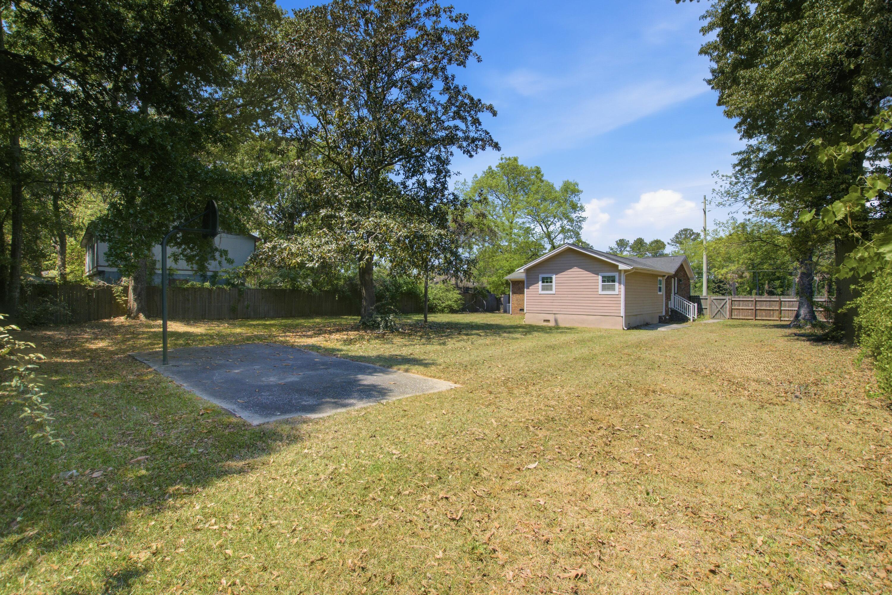 3627 Marginal Road Mount Pleasant, SC 29466 - Photo 34 of 38 3627 (32)