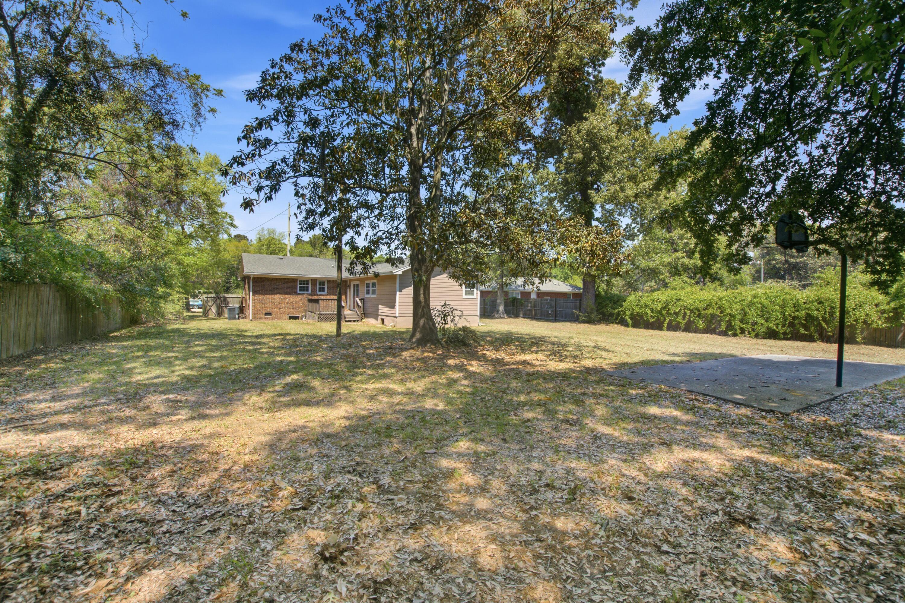 3627 Marginal Road Mount Pleasant, SC 29466 - Photo 35 of 38 3627 (33)