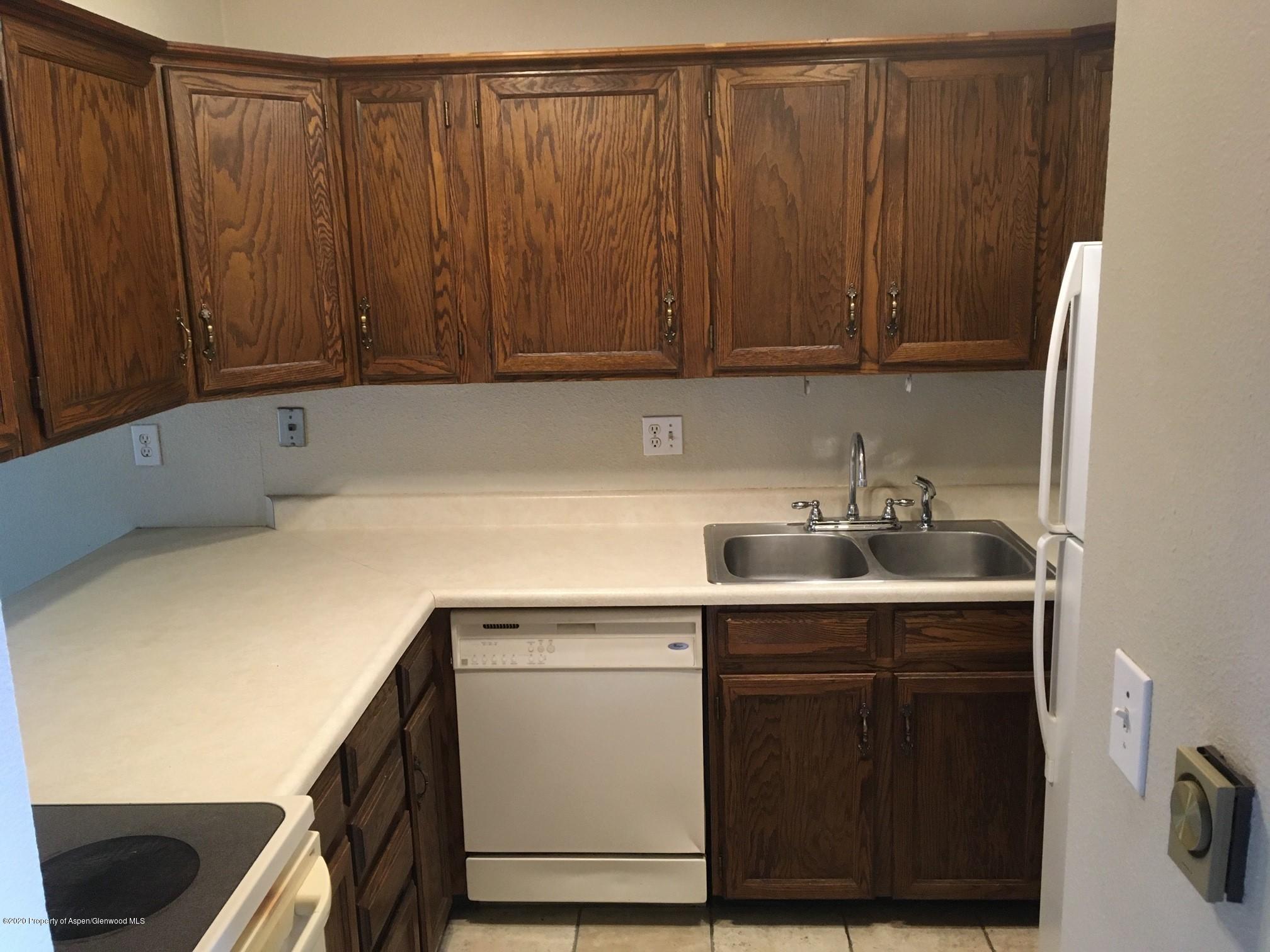 379 South 9th Street Rifle, CO 81650 - Photo 3 of 8 379 kitchen