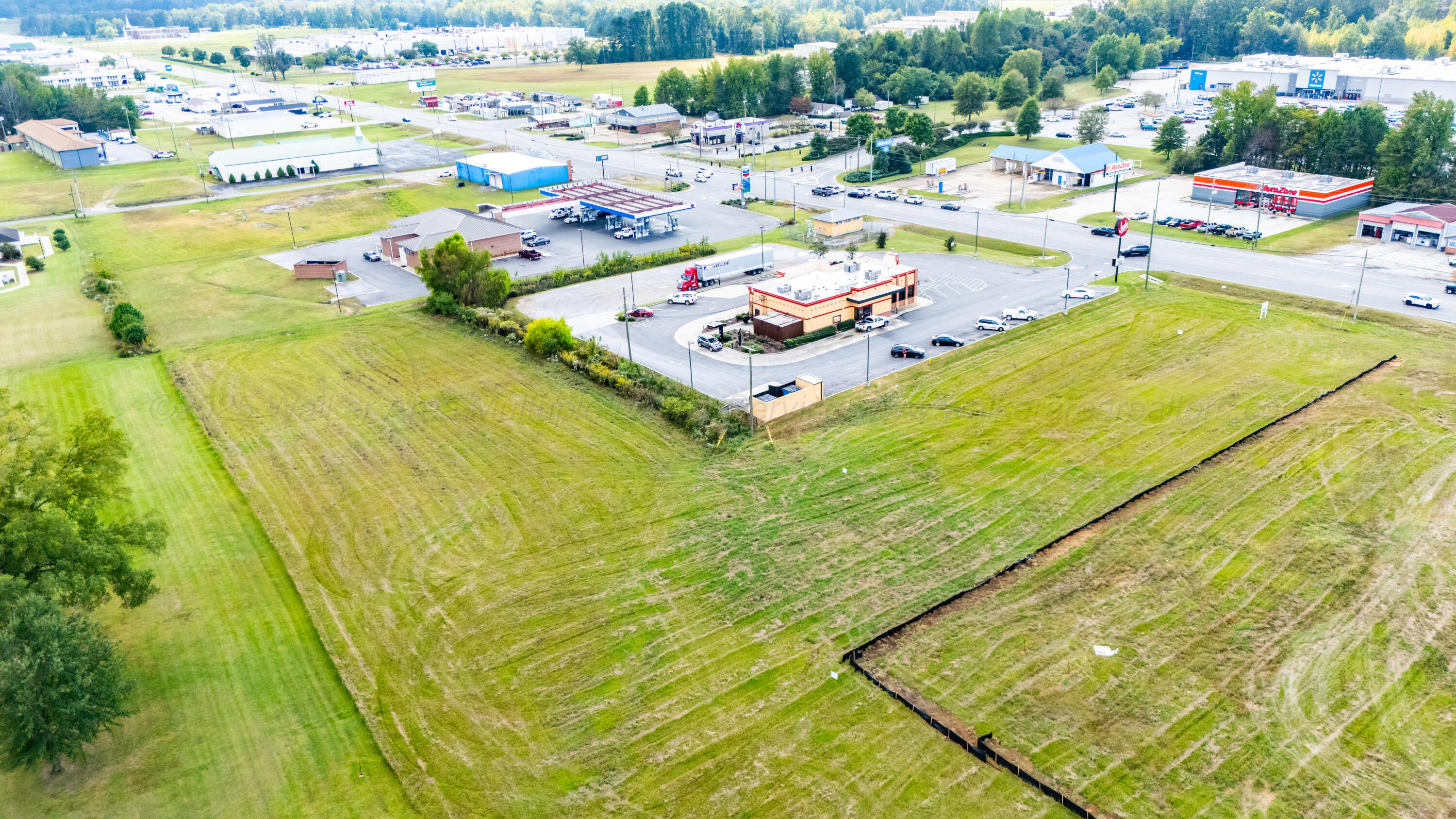 South Military Street North Hamilton, AL 35570 - Photo 1 of 14 dji_fly_20251007_143330_0293_17598933126