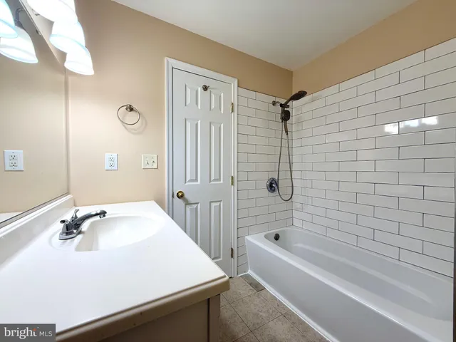 $680,000 | 14204 St Clair Drive, Gainesville, VA 20155