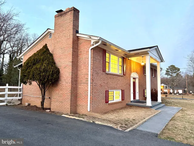 $680,000 | 14204 St Clair Drive, Gainesville, VA 20155