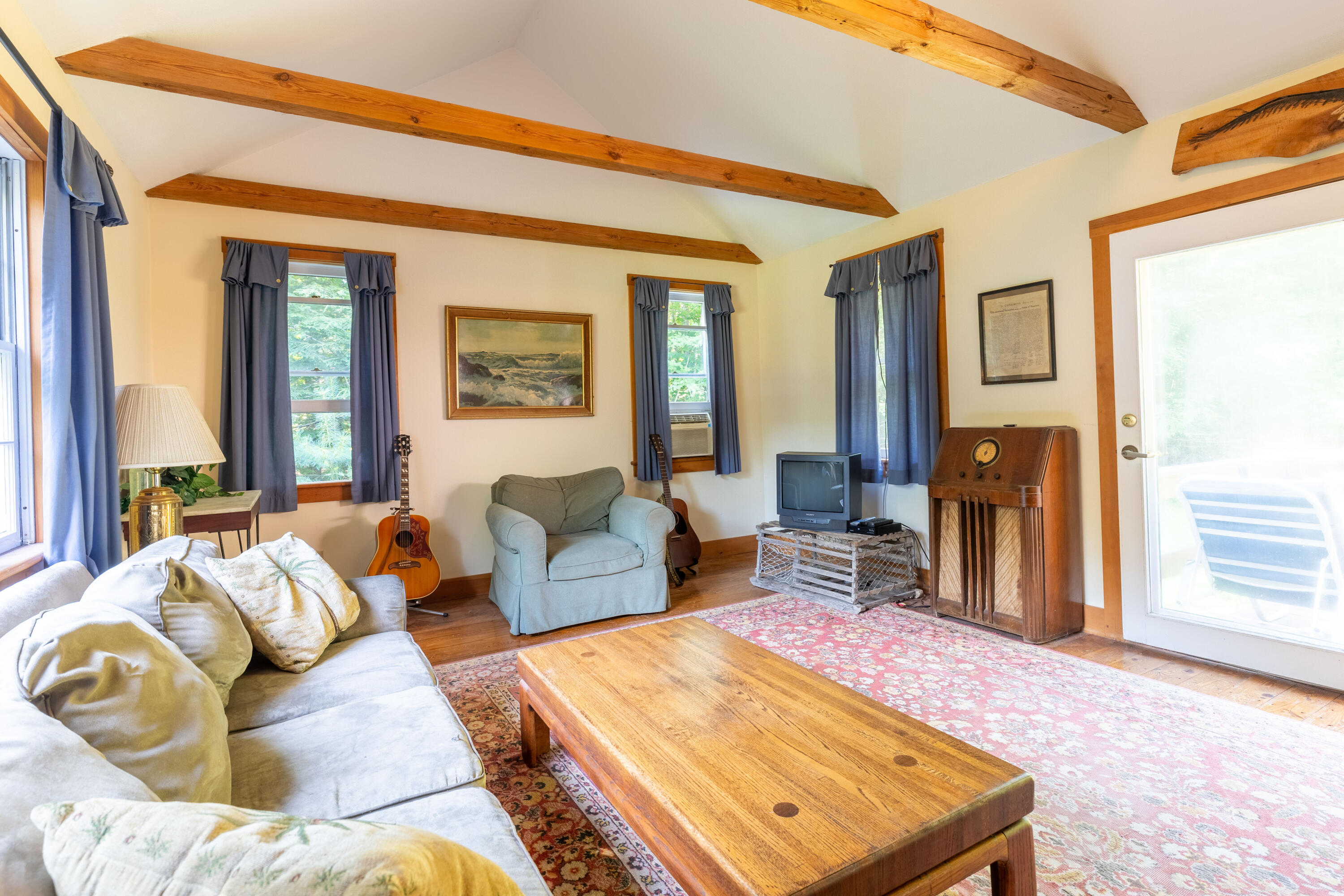 84 Brave Boat Harbor Road Kittery, ME 03905 - Photo 6 of 36 9L9A7265-HDR