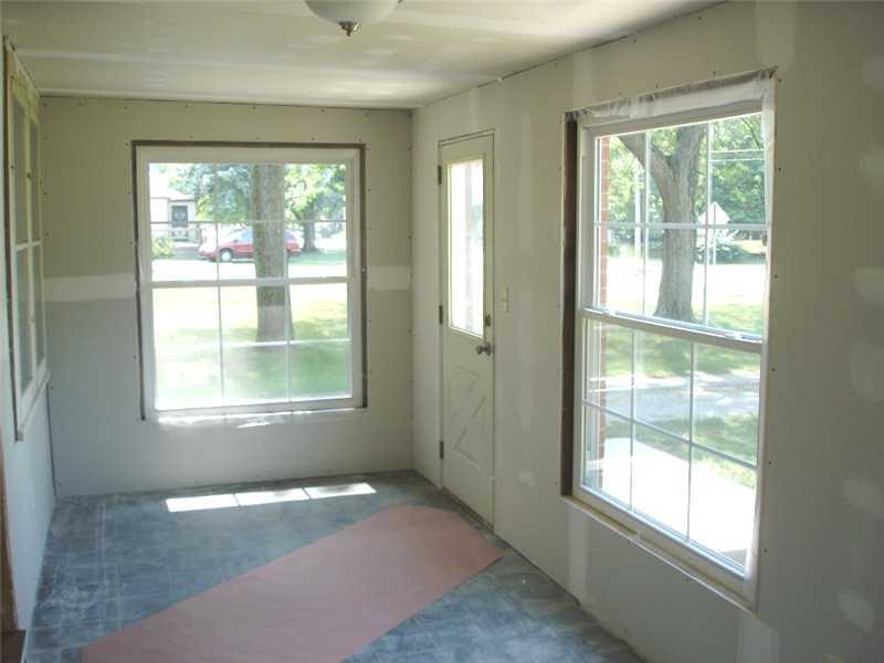 644 North Pendleton Avenue Pendleton, IN 46064 - Photo 14 of 18 Gallery Image 14