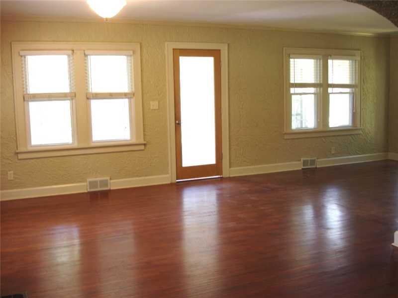644 North Pendleton Avenue Pendleton, IN 46064 - Photo 5 of 18 Gallery Image 5