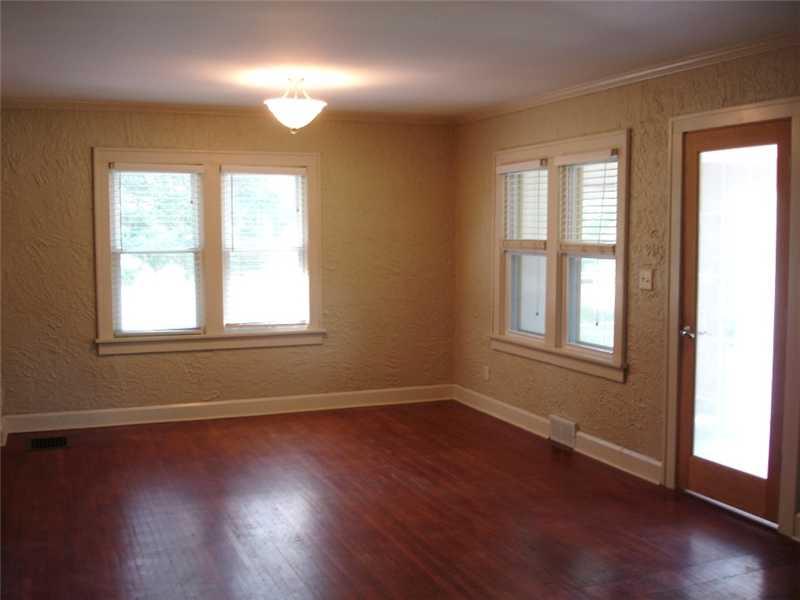 644 North Pendleton Avenue Pendleton, IN 46064 - Photo 6 of 18 Gallery Image 6