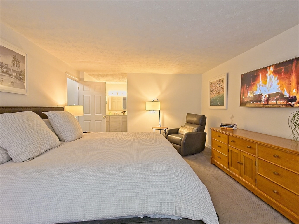 75 Stonegate Road, Unit 75 Chelmsford, MA 01824 - Photo 12 of 20