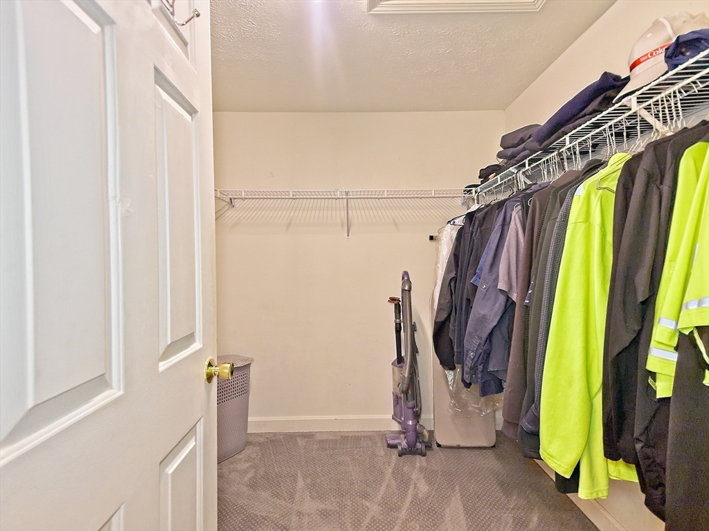 75 Stonegate Road, Unit 75 Chelmsford, MA 01824 - Photo 13 of 20