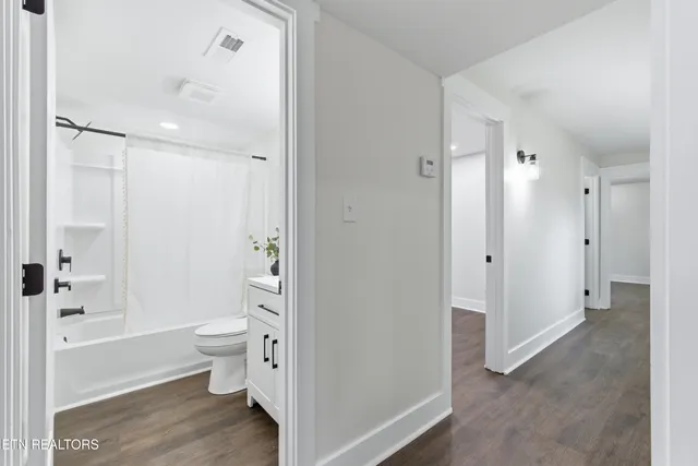 $299,900 | 234 Bostie Maire Lane, Clinton, TN 37716