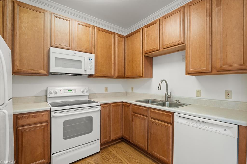 6165 Stadium Ridge Court Clemmons, NC 27012 - Photo 7 of 24