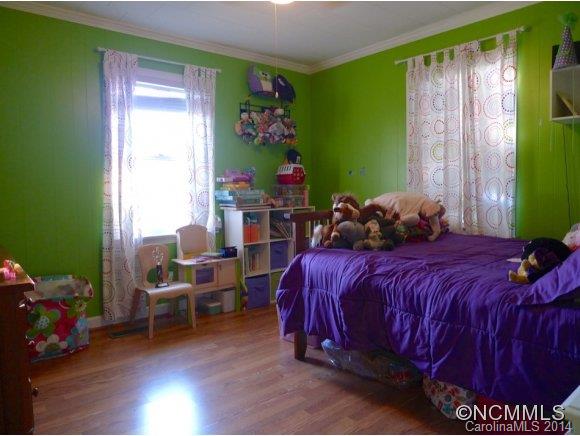 910 Enola Road Morganton, NC 28655 - Photo 6 of 12 Gallery Image 6