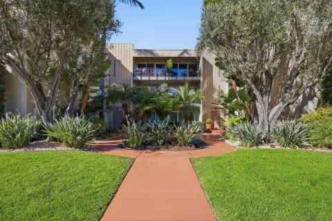 $2,425,000 | 1155 Star Park Circle, Unit 1D, Coronado, CA 92118