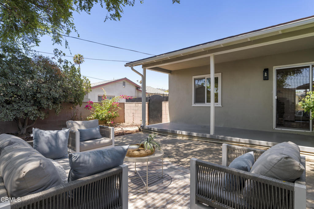 1300 Solita Road Pasadena, CA 91103 - Photo 48 of 58 DSC08409
