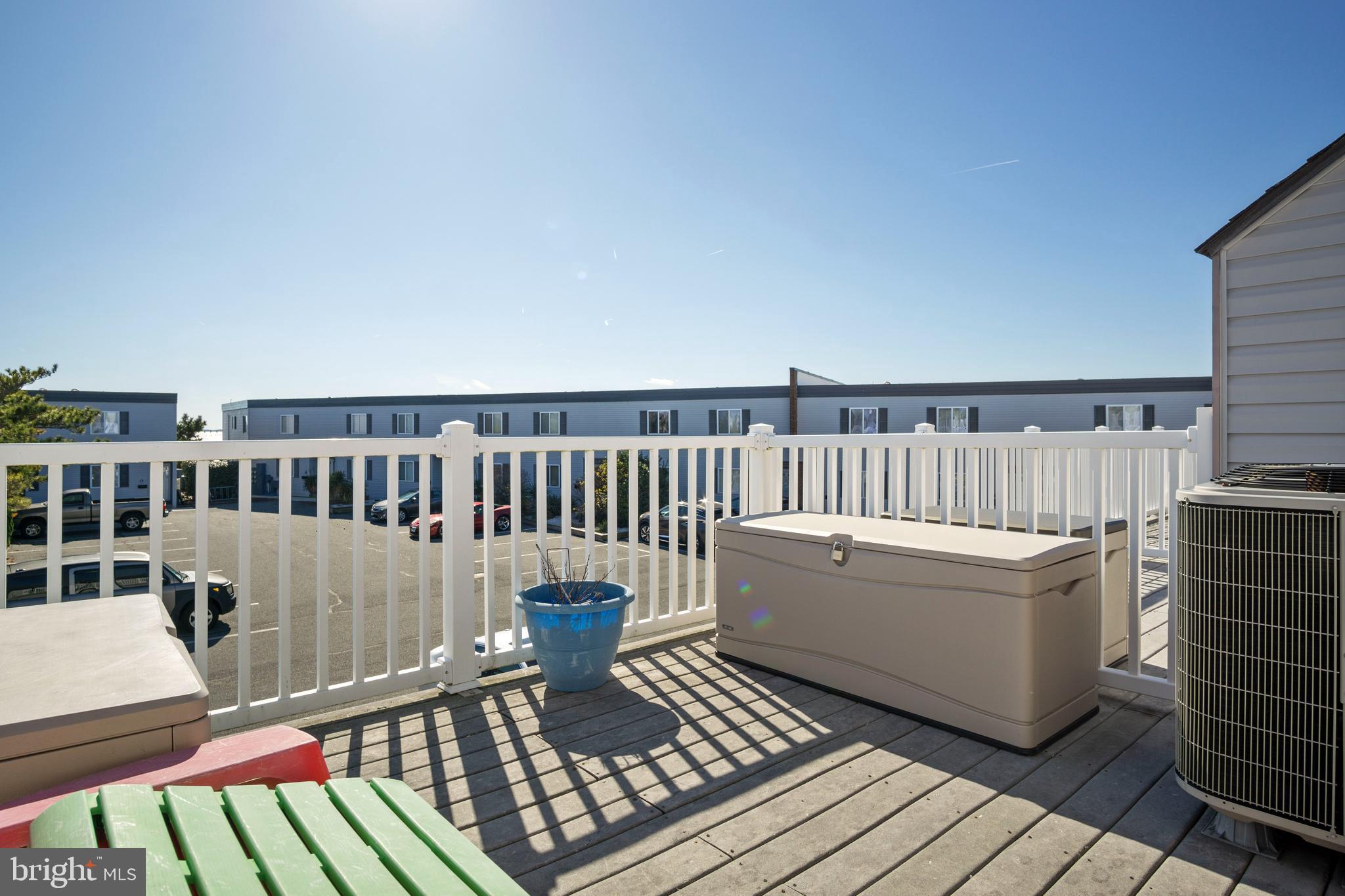 720 Rusty Anchor Road, Unit 39C Ocean City, MD 21842 - Photo 24 of 37 Upper Level Deck