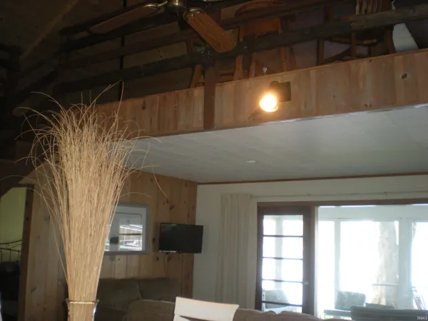 $1,250 | 35 Lane 280 East, Hamilton, IN 46742