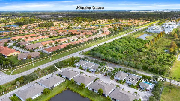$2,550 | 2590 Bella Vista Circle, Vero Beach, FL 32966