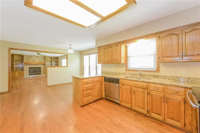 $2,680 | 11531 South Lennox Street, Olathe, KS 66061