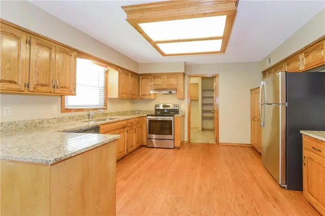 $2,680 | 11531 South Lennox Street, Olathe, KS 66061