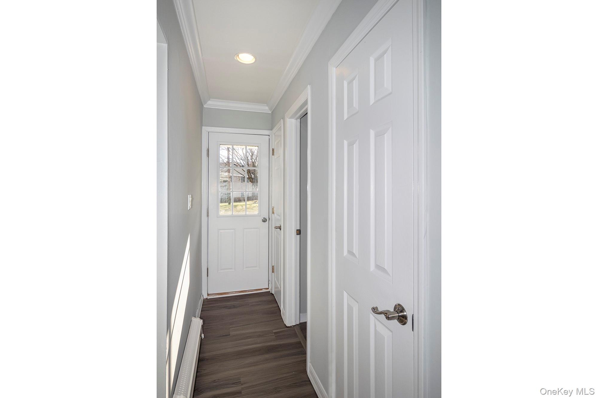 184 Hallock Road, Unit 4F1 Lake Grove, NY 11755 - Photo 4 of 5 Gallery Image 4