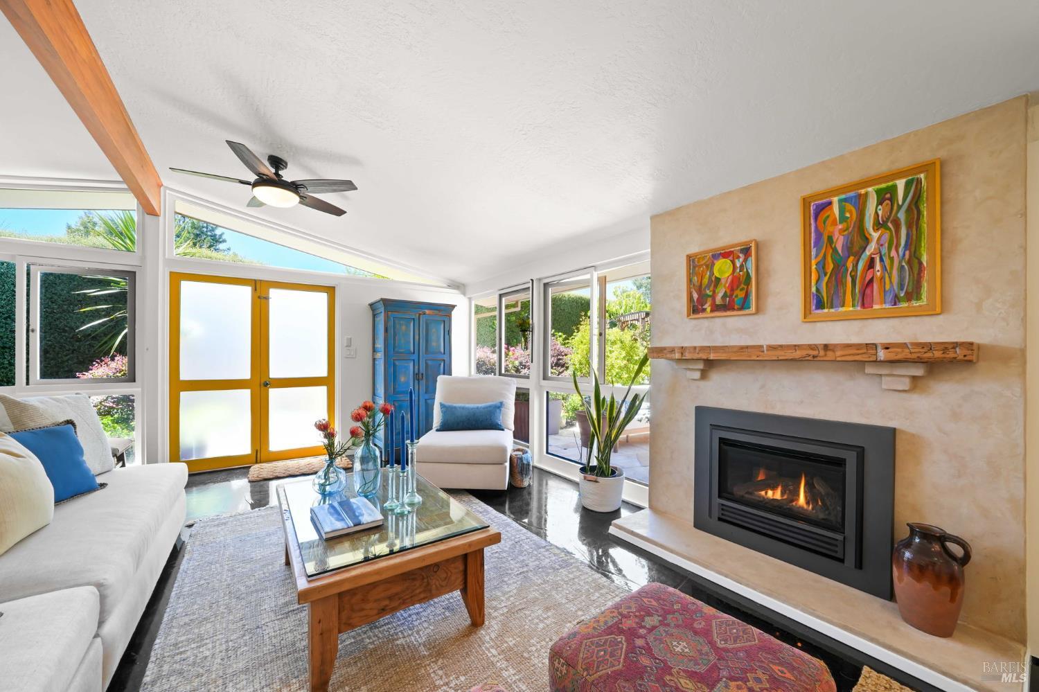 39 Orchard Way Novato, CA 94947 - Photo 5 of 47