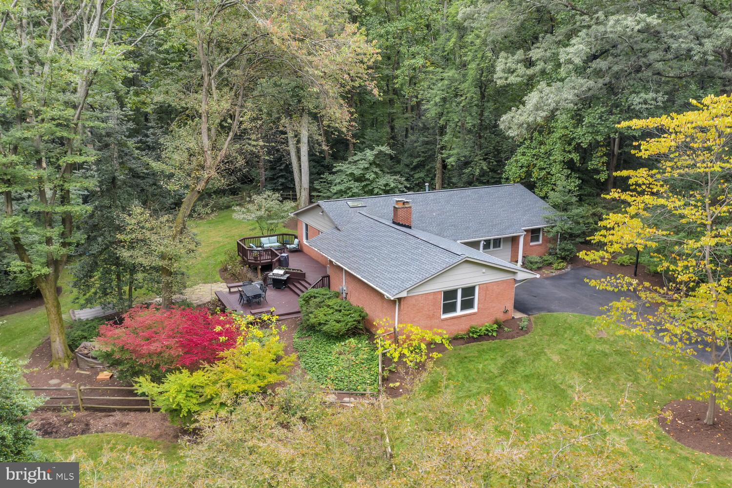 2605 Oldwick Court Reston, VA 20191 - Photo 2 of 49 Gallery Image 2