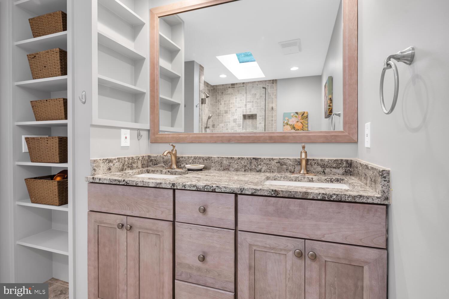2605 Oldwick Court Reston, VA 20191 - Photo 14 of 49 Gallery Image 14