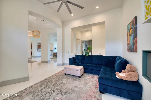 $4,995 | 2106 East Beth Drive, Phoenix, AZ 85042