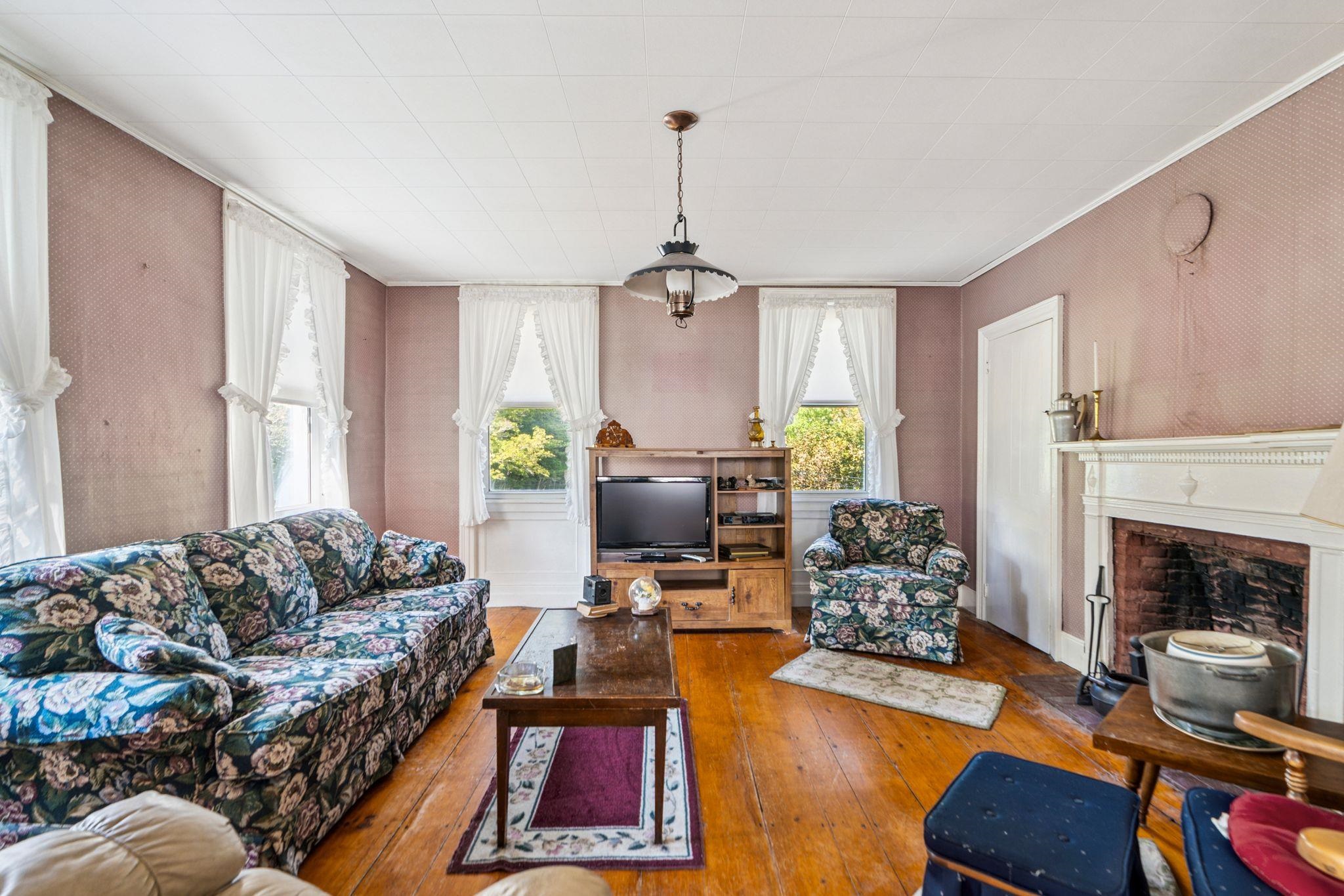 3738 Brownsville-Hartland Road West Windsor, VT 05089 - Photo 17 of 36