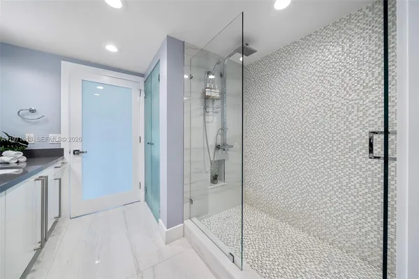 $7,500 | 226 Ocean Drive, Unit 3C, Miami Beach, FL 33139