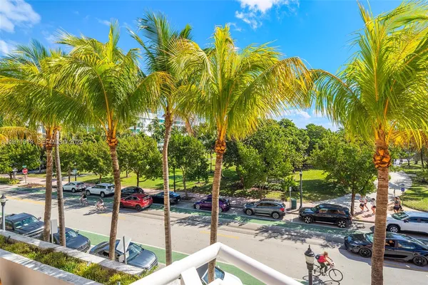 $7,500 | 226 Ocean Drive, Unit 3C, Miami Beach, FL 33139