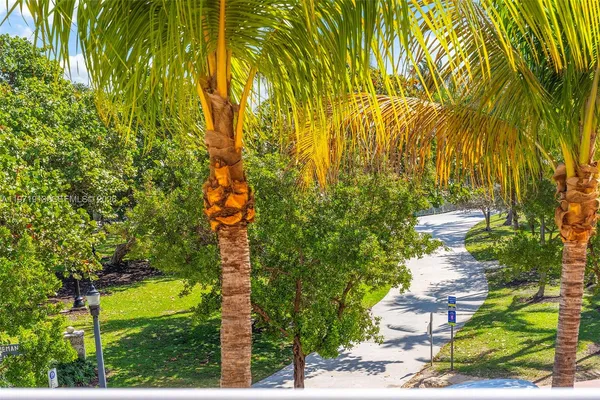 $7,500 | 226 Ocean Drive, Unit 3C, Miami Beach, FL 33139