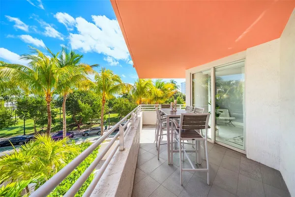 $7,500 | 226 Ocean Drive, Unit 3C, Miami Beach, FL 33139