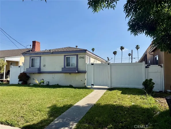 $899,777 | 1742 North Marine Avenue, Wilmington, CA 90744