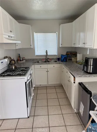 $899,777 | 1742 North Marine Avenue, Wilmington, CA 90744