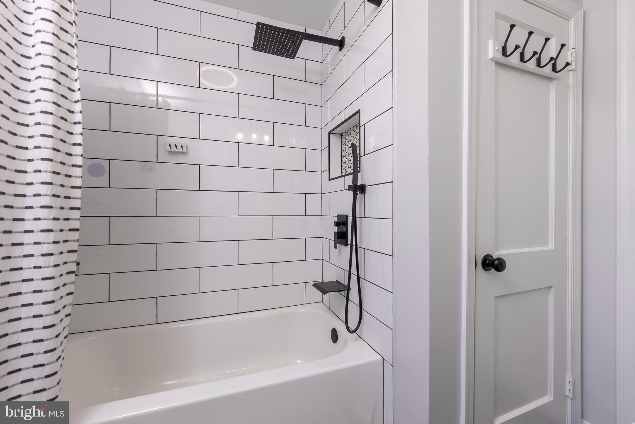 8610 Pleasant Plains Road Towson, MD 21286 - Photo 18 of 32