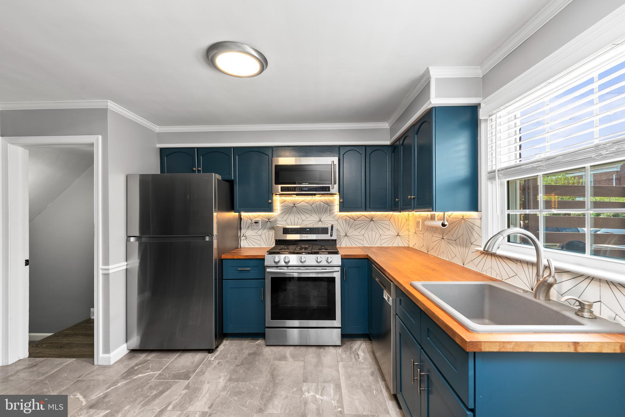 8610 Pleasant Plains Road Towson, MD 21286 - Photo 9 of 32