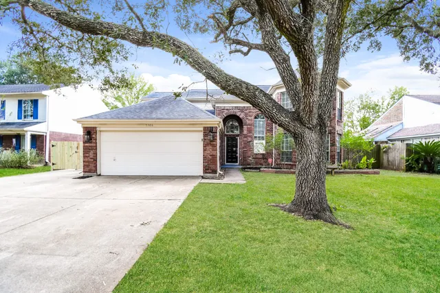 $2,180 | 5306 Spring Branch Drive, Pearland, TX 77584